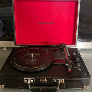 Crosley Cruiser Plus Turntable with bluetooth